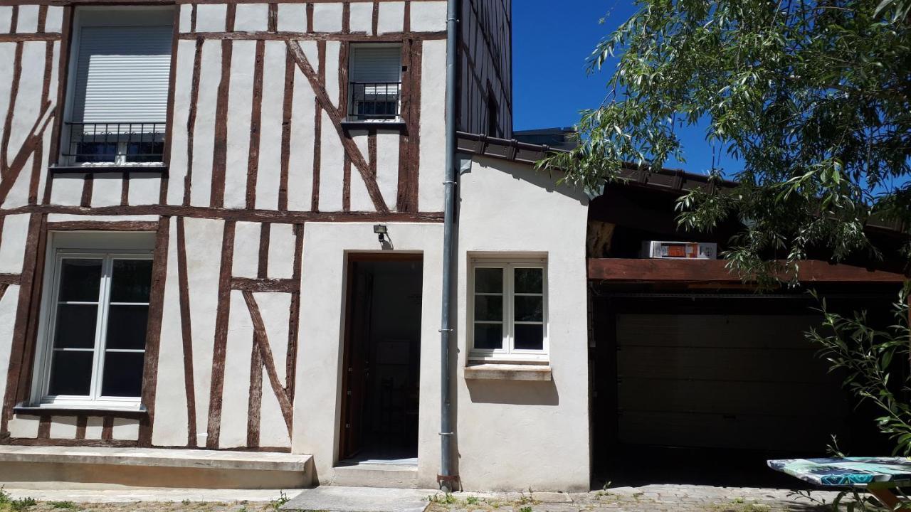 F4 Dans Maison Au Calme Pres Du Centre De Chalons En Champagne Eksteriør bilde