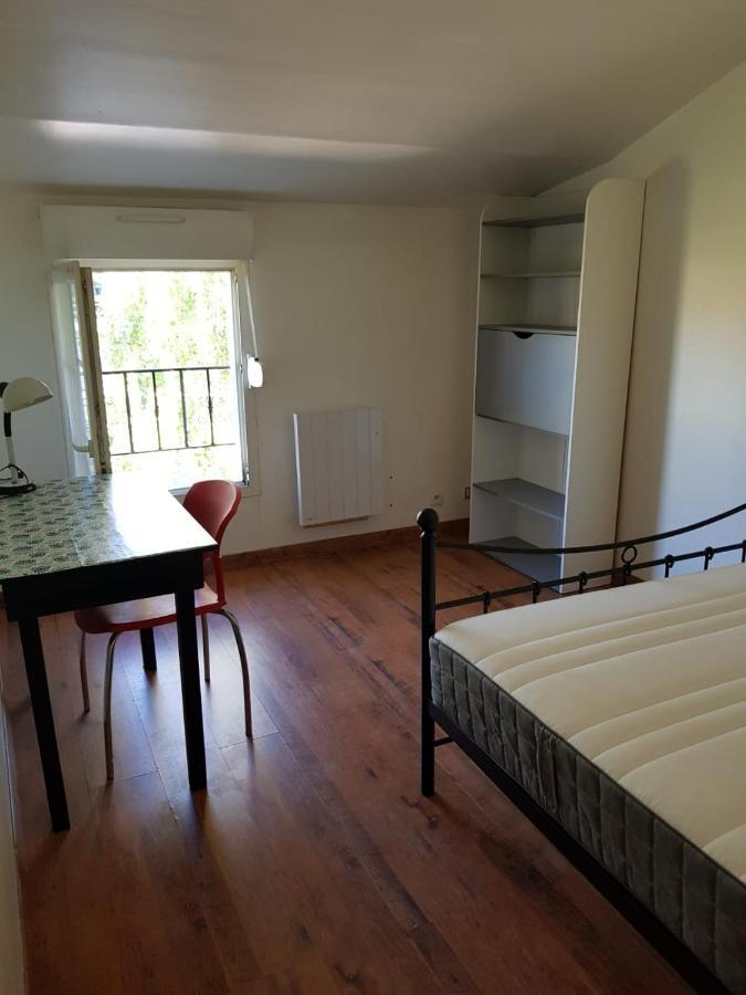 F4 Dans Maison Au Calme Pres Du Centre De Chalons En Champagne Eksteriør bilde